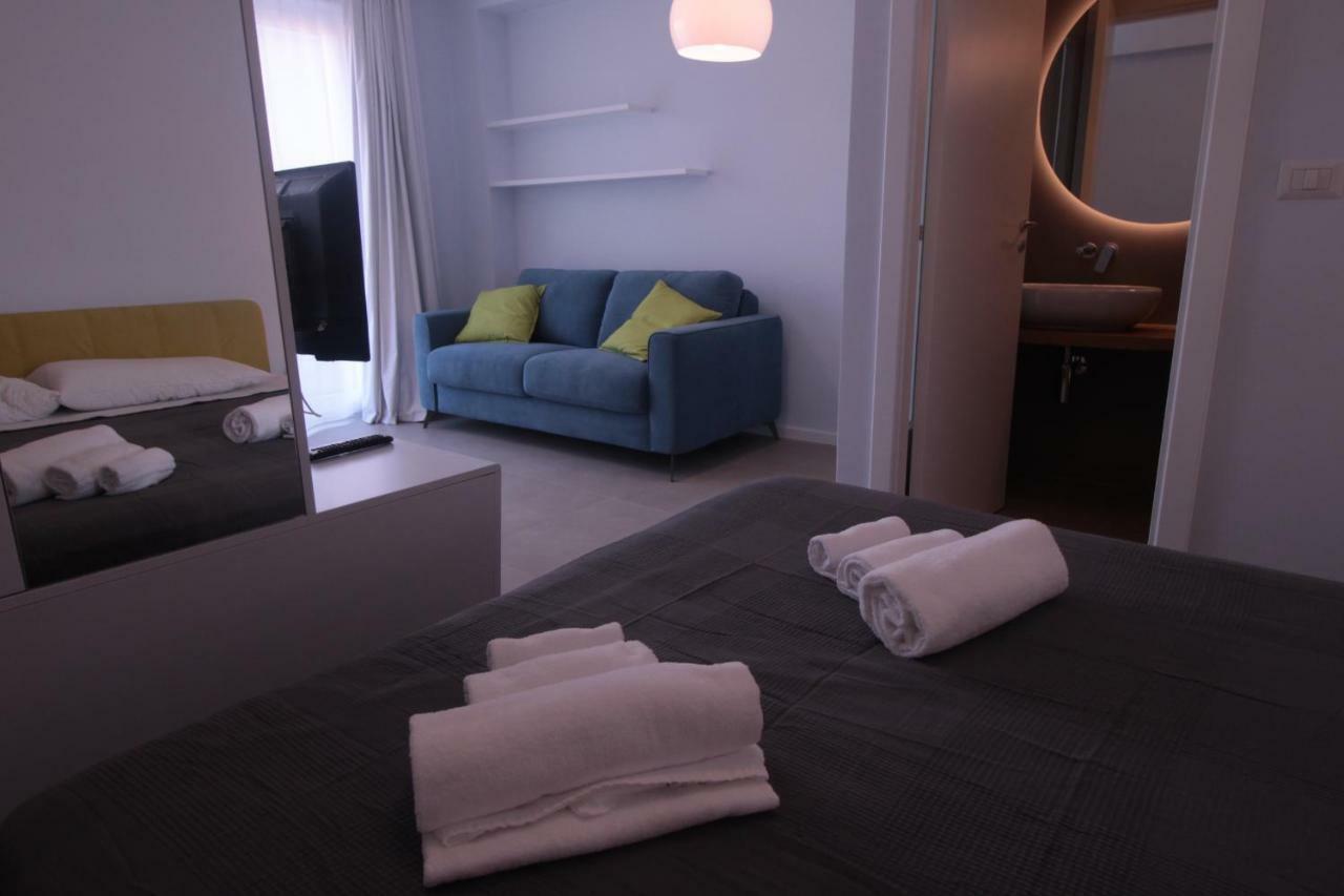 The Sea Rooms Letojanni Exterior photo